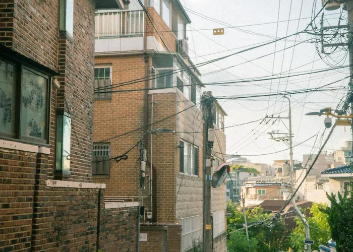 Midnight Motion New 6 Min Walk To Hongdae Station 3r 3b Max 6 *
